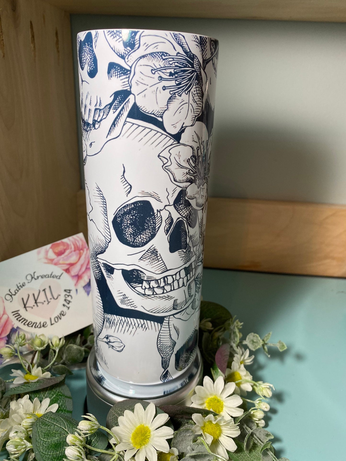 Black & White Floral Skull 20oz Tumbler